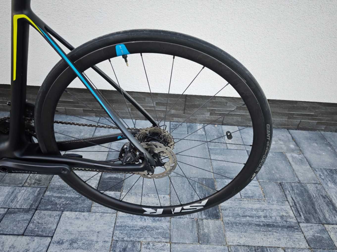Giant Defy Advanced Pro 0 Shimano Ultegra Di2 Karbon koła "L"