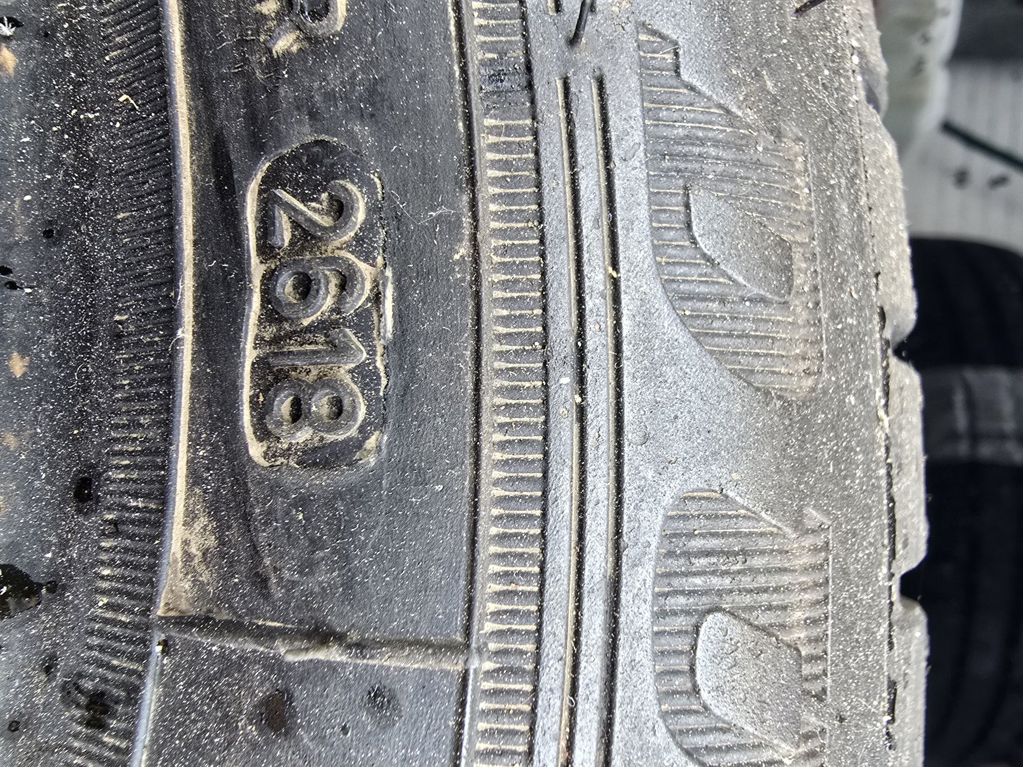 Opony  Dunlop  185/60R 15