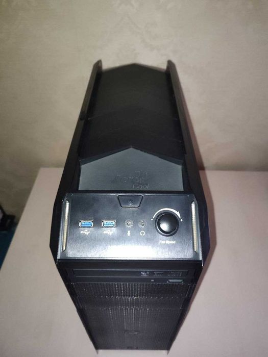 PC Int i7-4770K 3.5GHz,GTX960 4GB,DDR3-32GB,SSD 500GB,2HDD 1T,DVD±R/RW