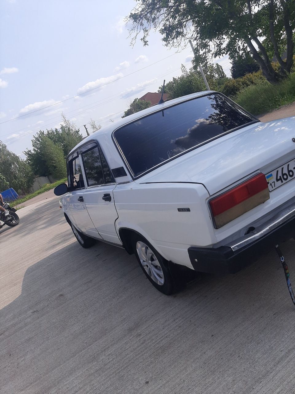 Продам Ваз 2107  на полном ходу