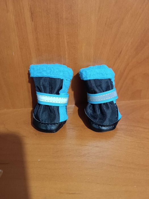 Взуття Черевики для собаки/кішки.