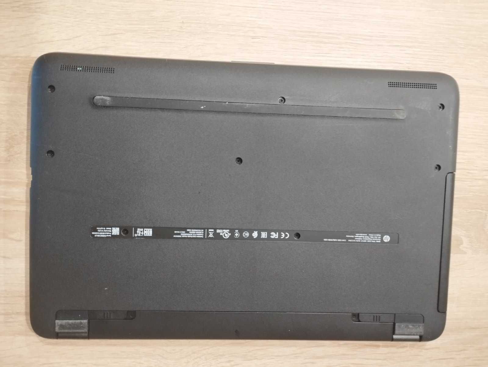 HP 15ay013nr i5-6200U 2.8ГГц/8ГБ DDR4/SSD M2 128Гб FullHD