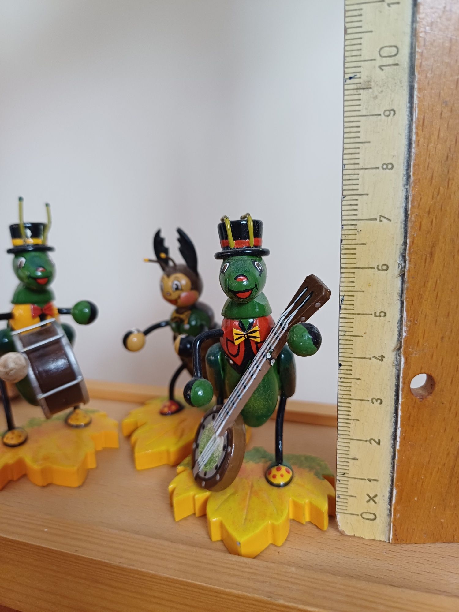 Hubrig drewniane figurki owady kolekcjonerskie retro orkiestra