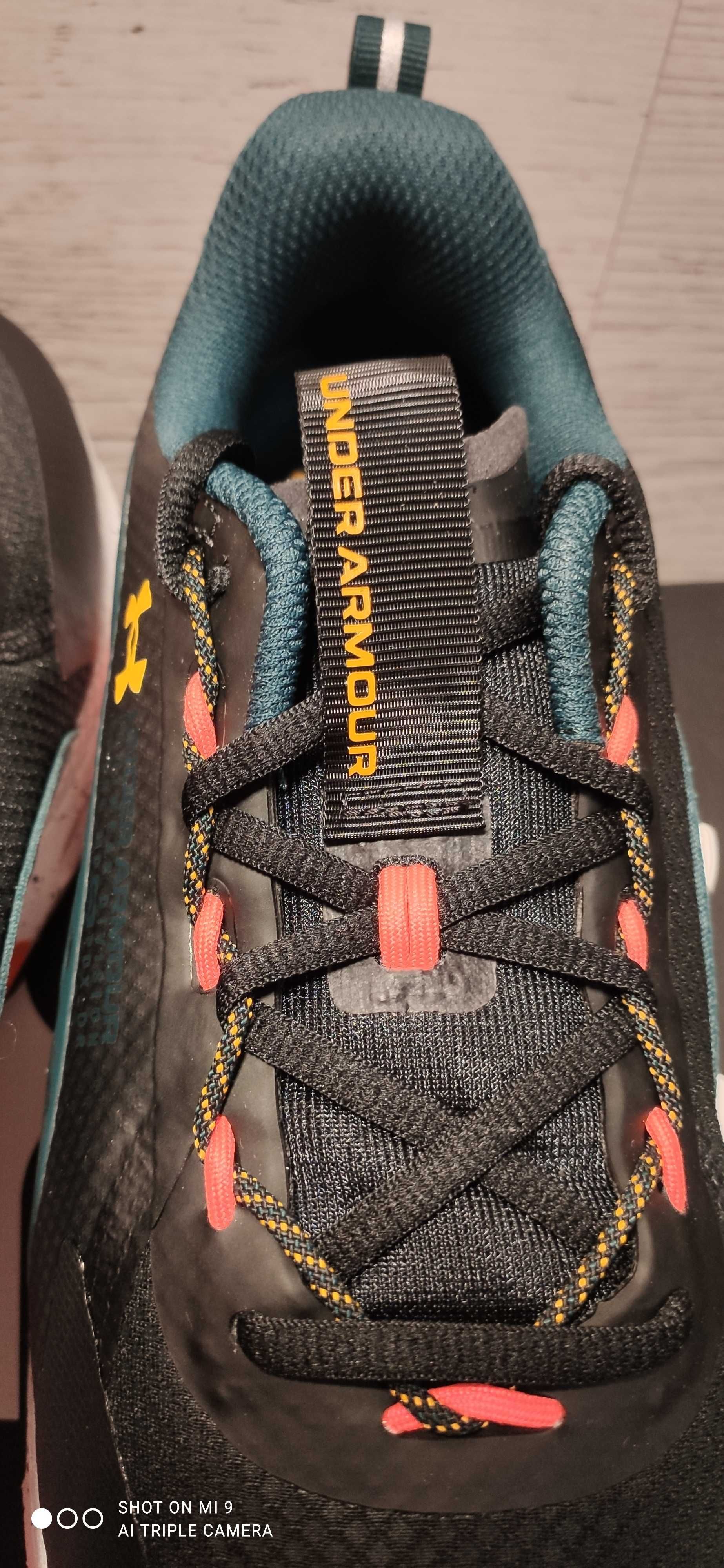 Кросівки under armour hovr оригінал