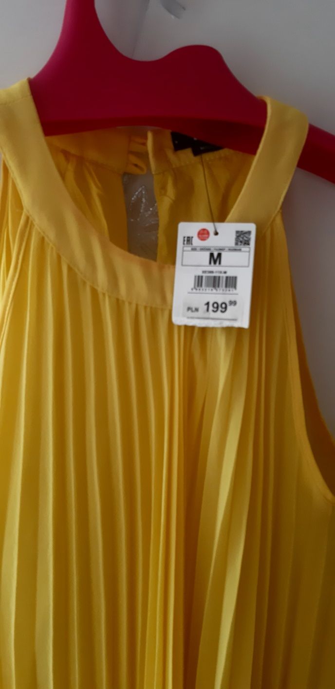 Sukienka w kształcie litery A Reserved r. M  nowa na  wesele
