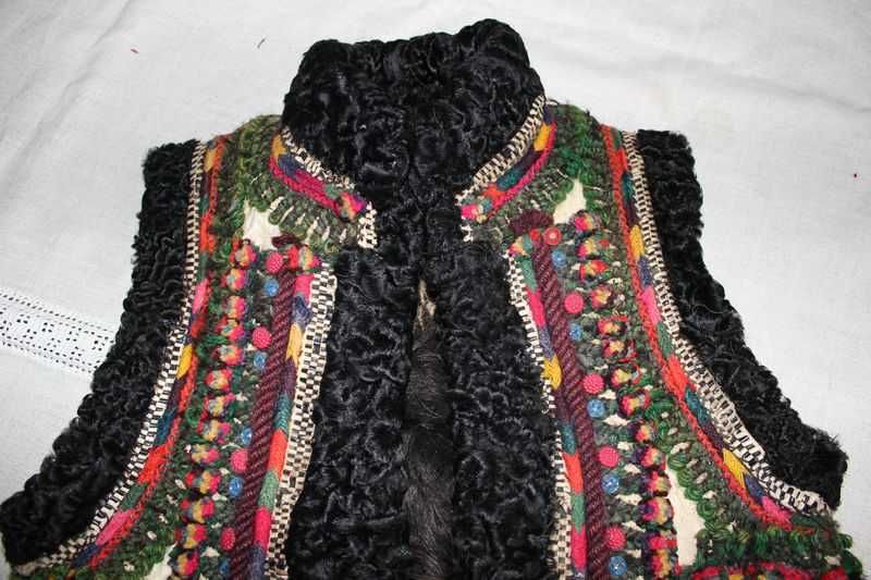 Старовинний Верховинський кептар.