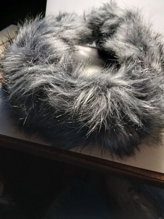 Комір новий штучний