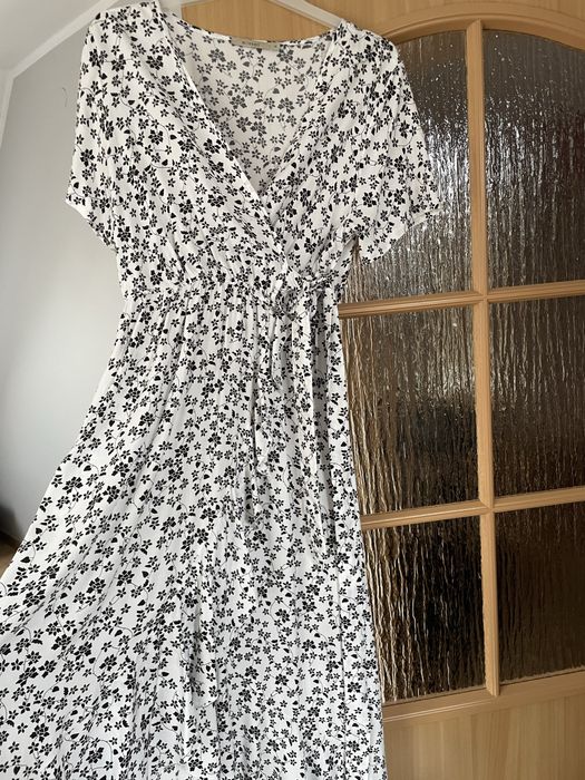 Asymetryczna sukienka monnari