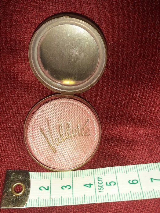 Caixa de Pó de Arroz com Espelho