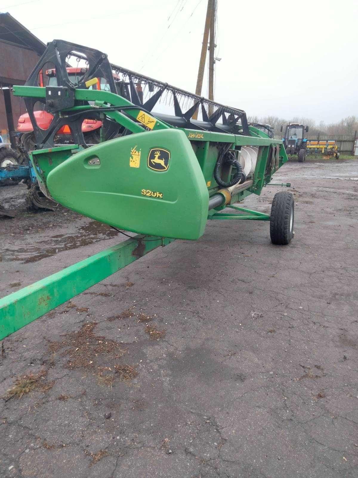 Комбайн John Deere 9640