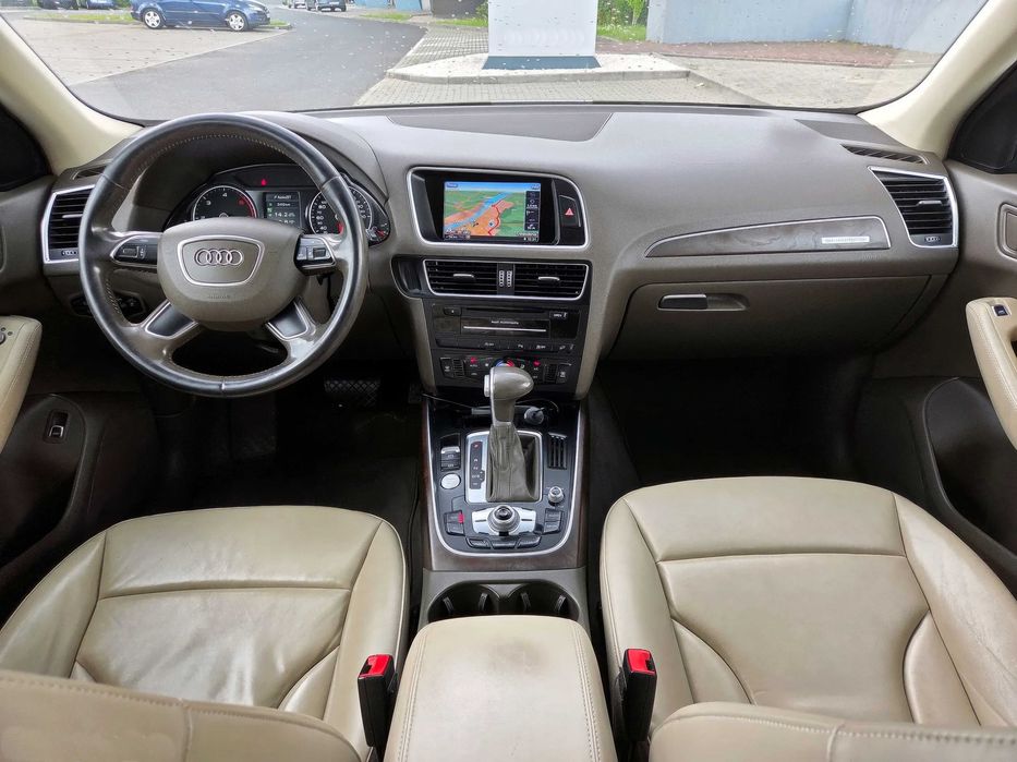 Audi Q5      2015