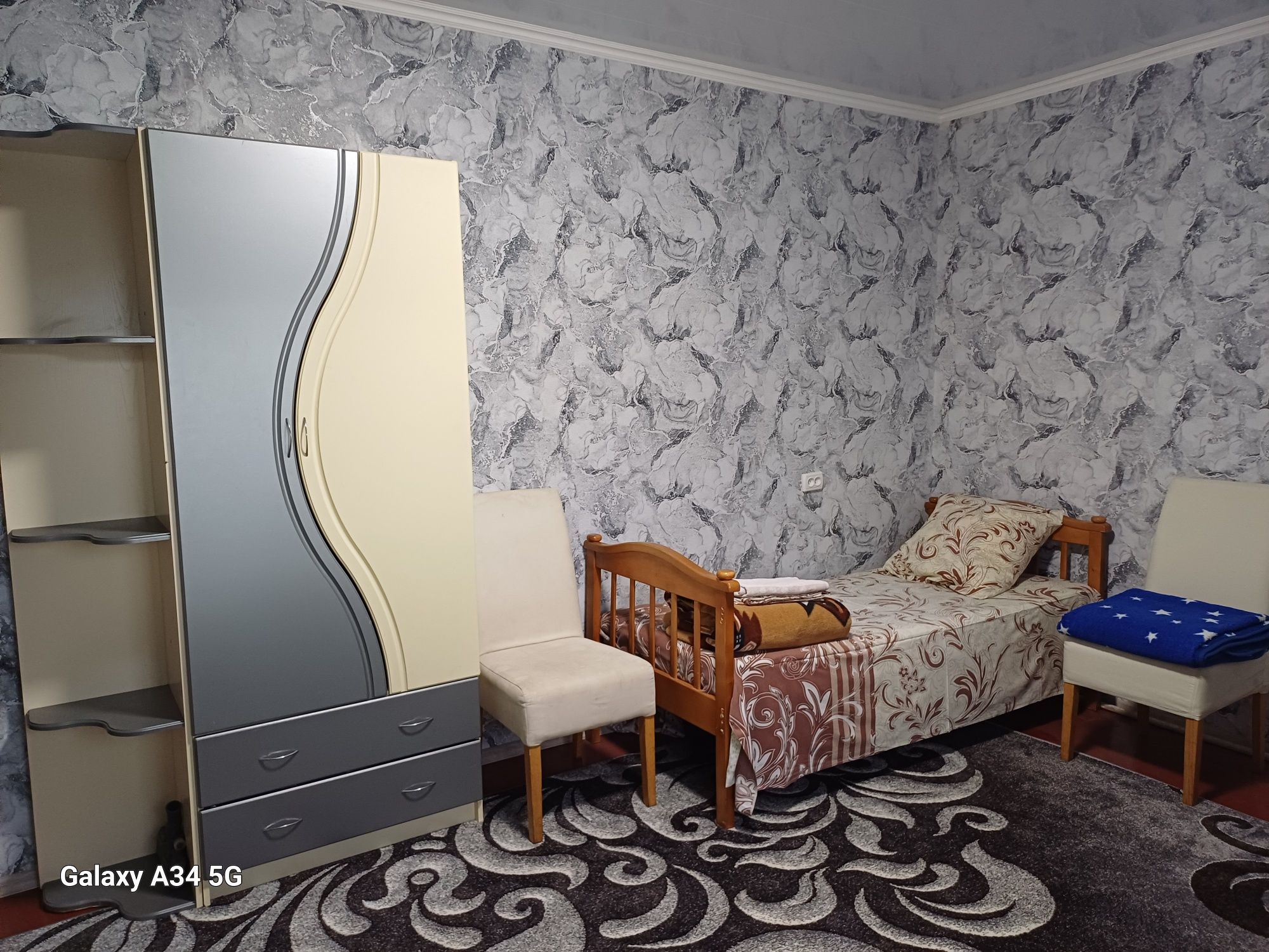 Здам  2 кімнатний будинок в центрі м.Миргород