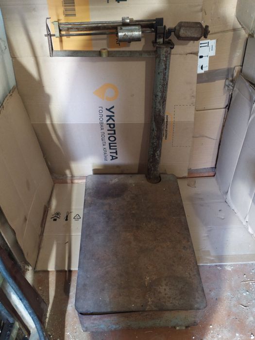 Надійні металиві ваги на 210кг._Хороша Пропозиція!