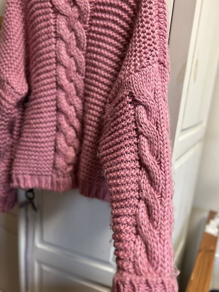 Sweter jak ręcznie robiony/ Hand Made różowy