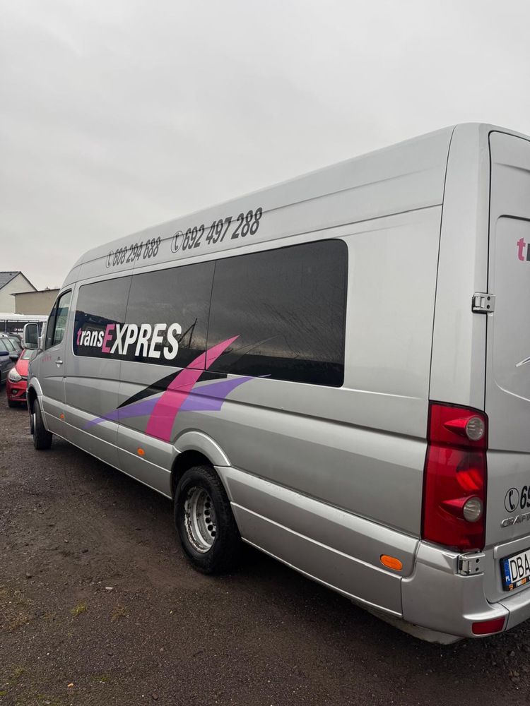 Autobus VW Crafter / zamiana na busa 9
