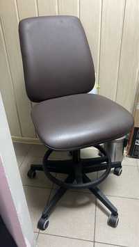 Krzeslo biurowe b