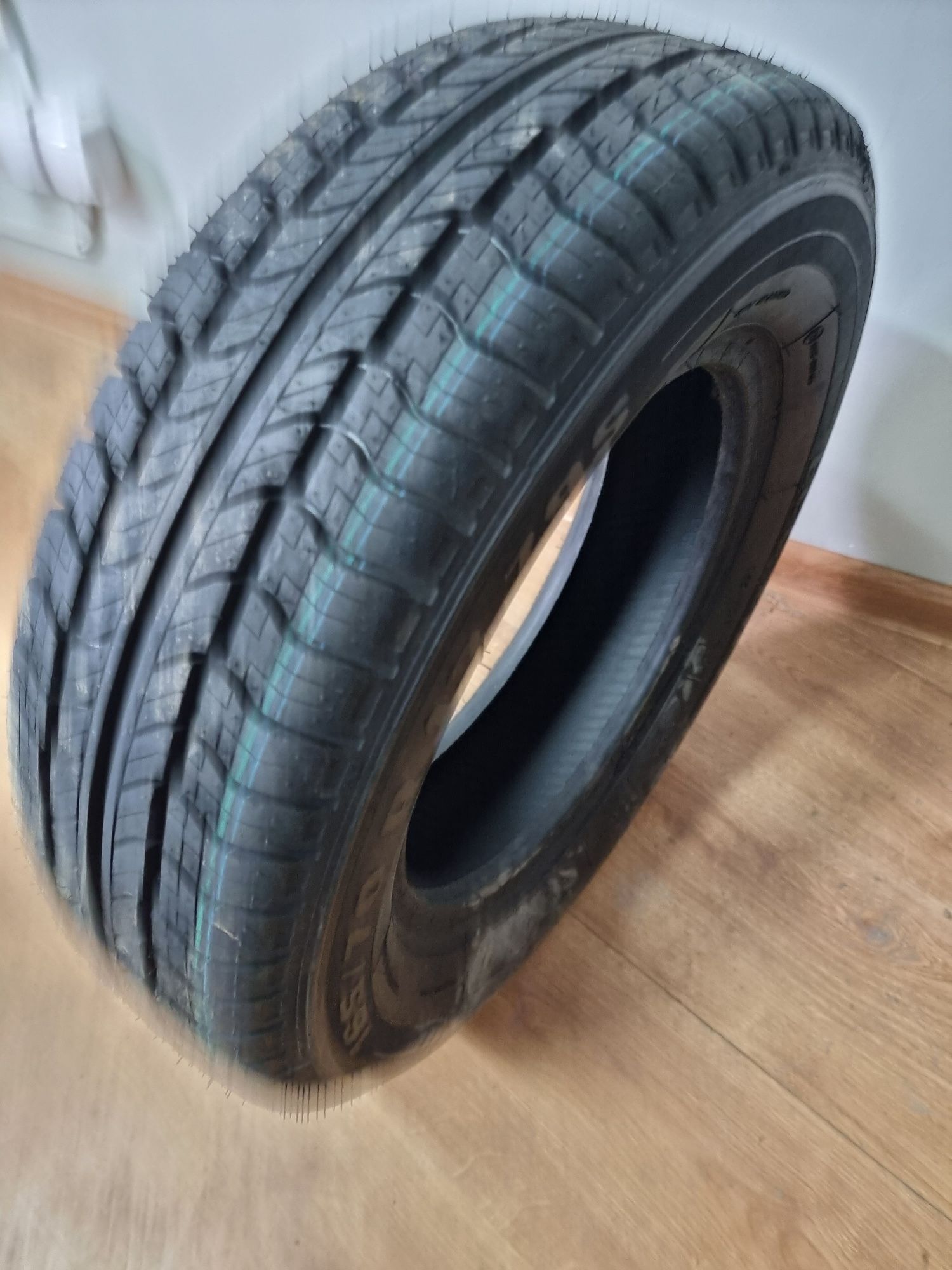 Opony bieżnikowane 155/70 R13 Eco Life 3A