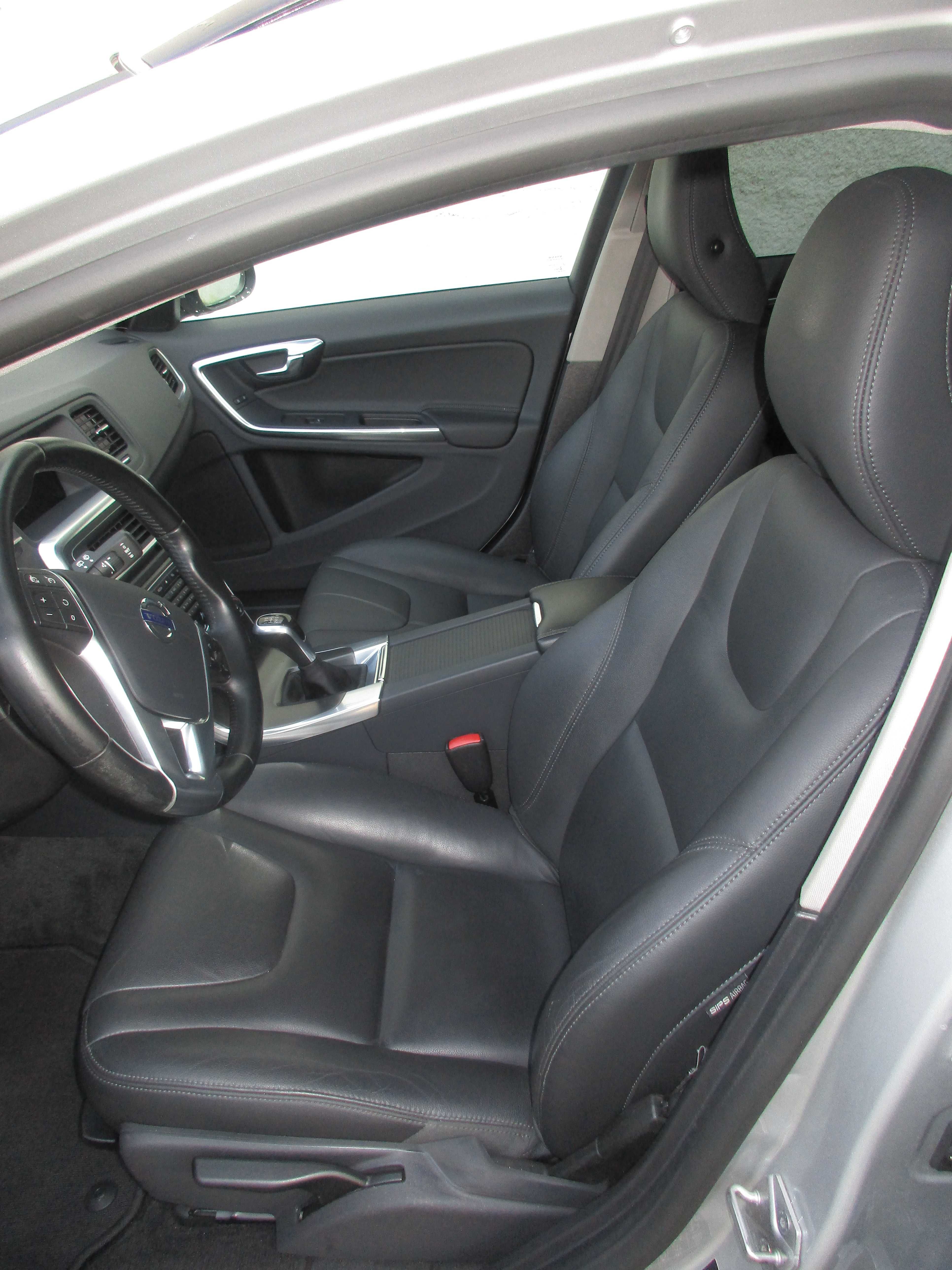 Volvo V60 2.0 D4 Momentum