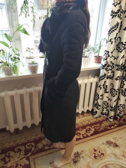 Дубленка с воротником из козьего меха