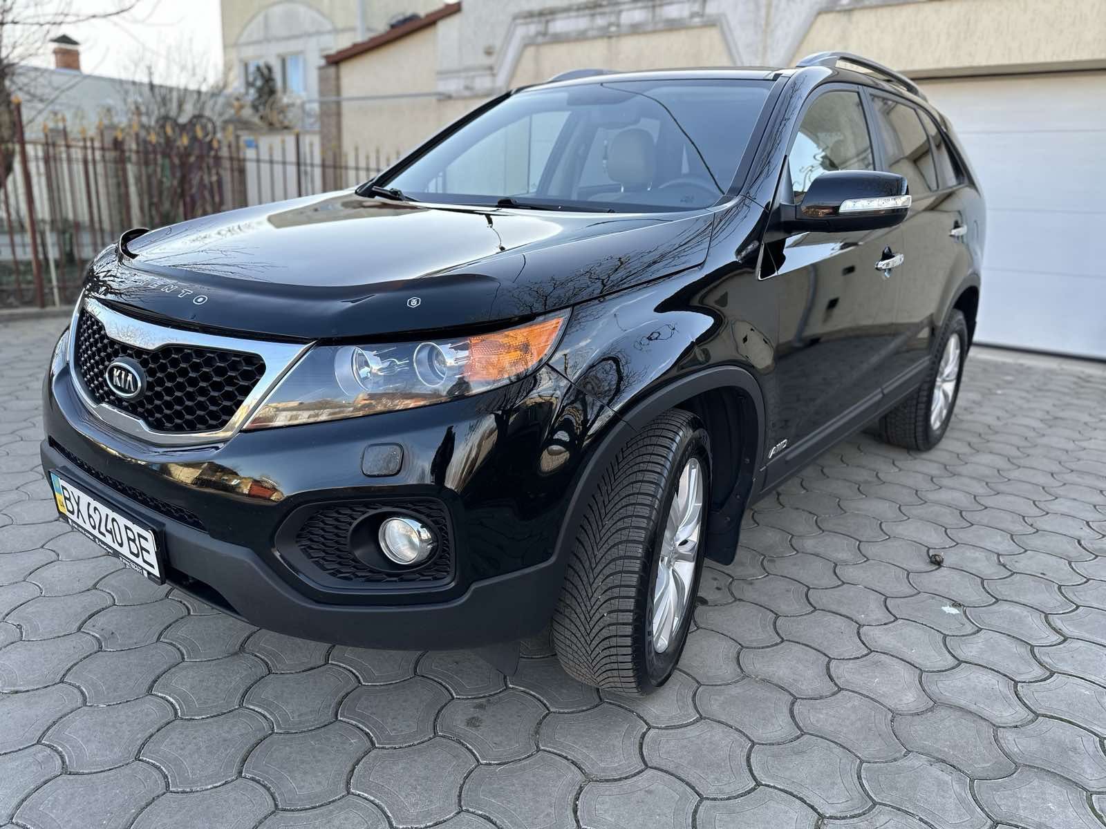 Продам Kia Sorento 2010