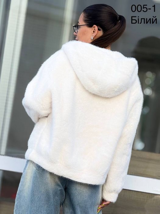 Шуба жіноча, автоледі, штучна норка.