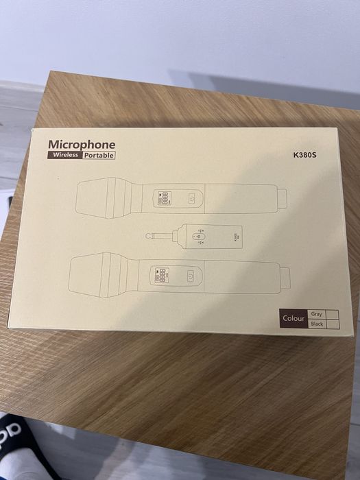 Dwa mikrofony bezprzewodowe 2,4GHz Lekato z odbiornikiem k380s