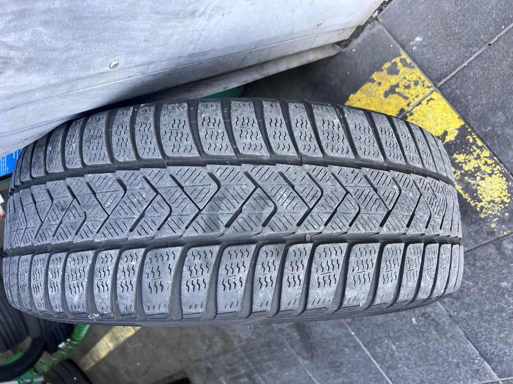 Audi Original, Pirelli Winter Sottozero 3 245/45 R19 102V