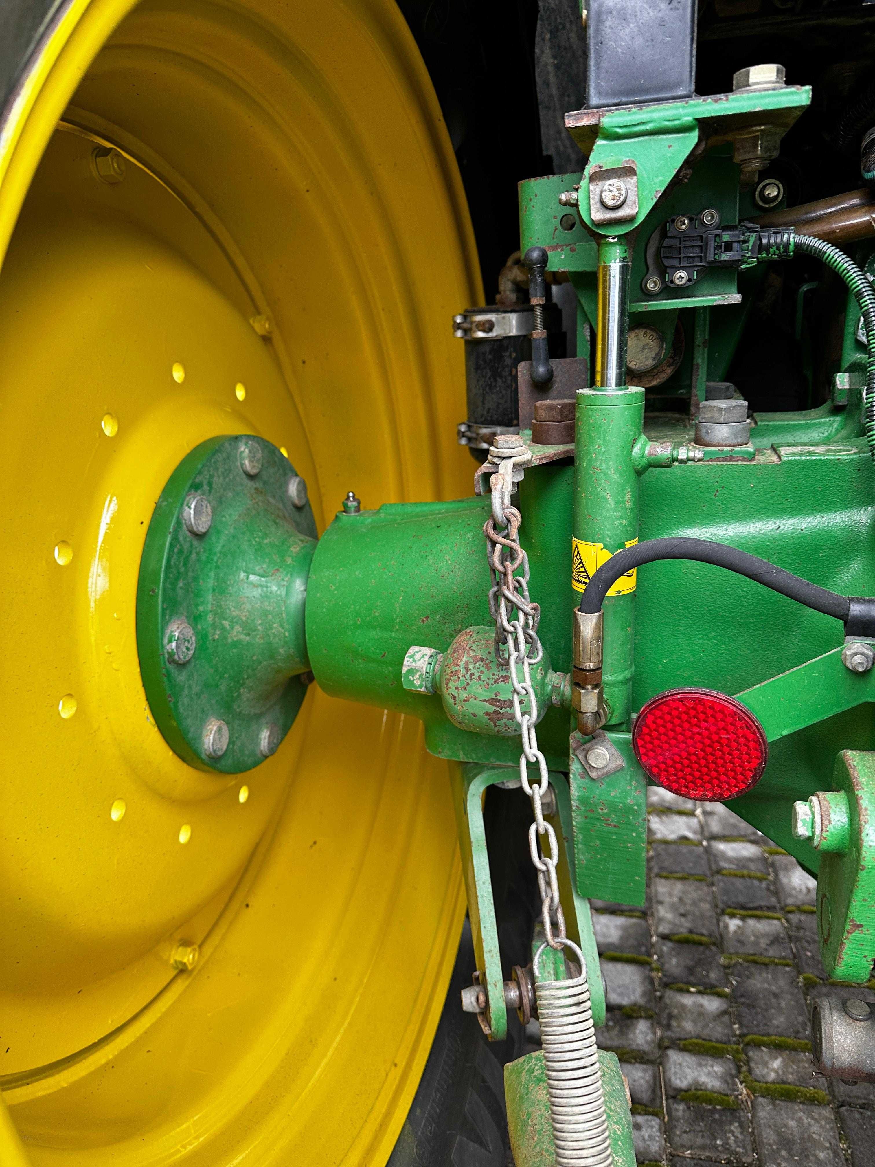 Трактор John Deere 6820 - 2003рік