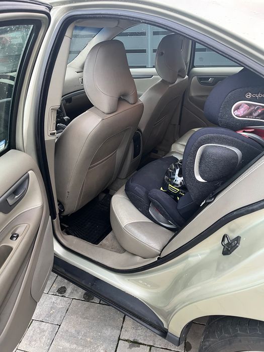 Volvo S60 - 2007 r. webasto+podgrzewane siedzenia