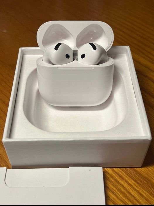 Продам нові AirPods 4 (ANC)