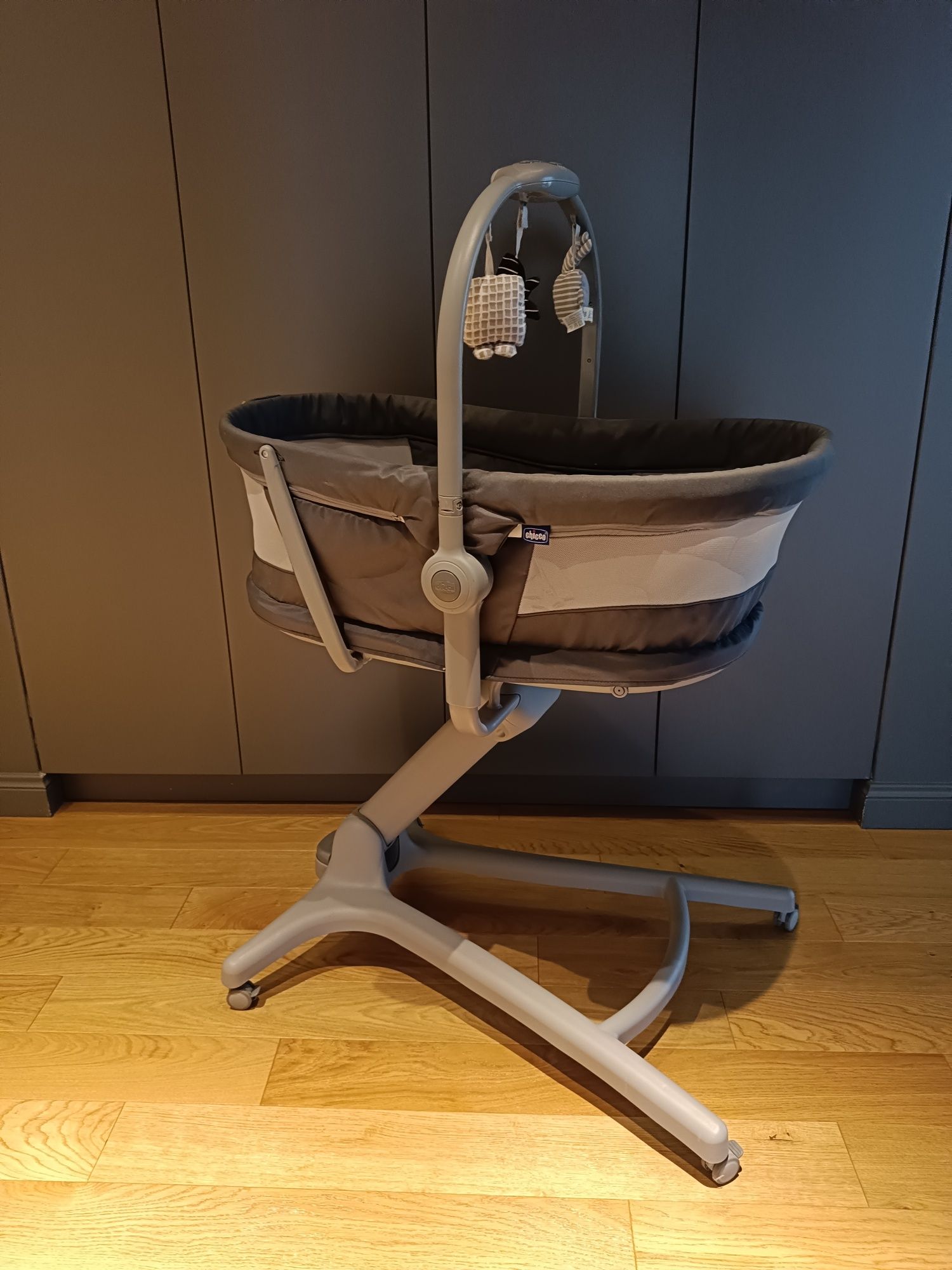 Łóżeczko Chicco baby hug 4w1