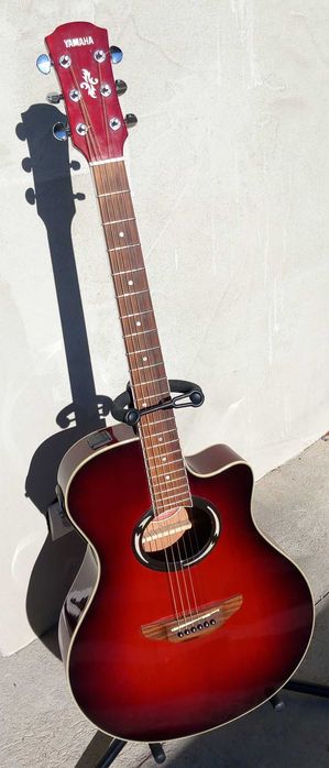 gitara elektroakustyczna Yamaha APX500