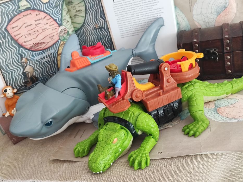 Figurki  2 szt MATTEL 2016,2019  Rekin i Krokodyl