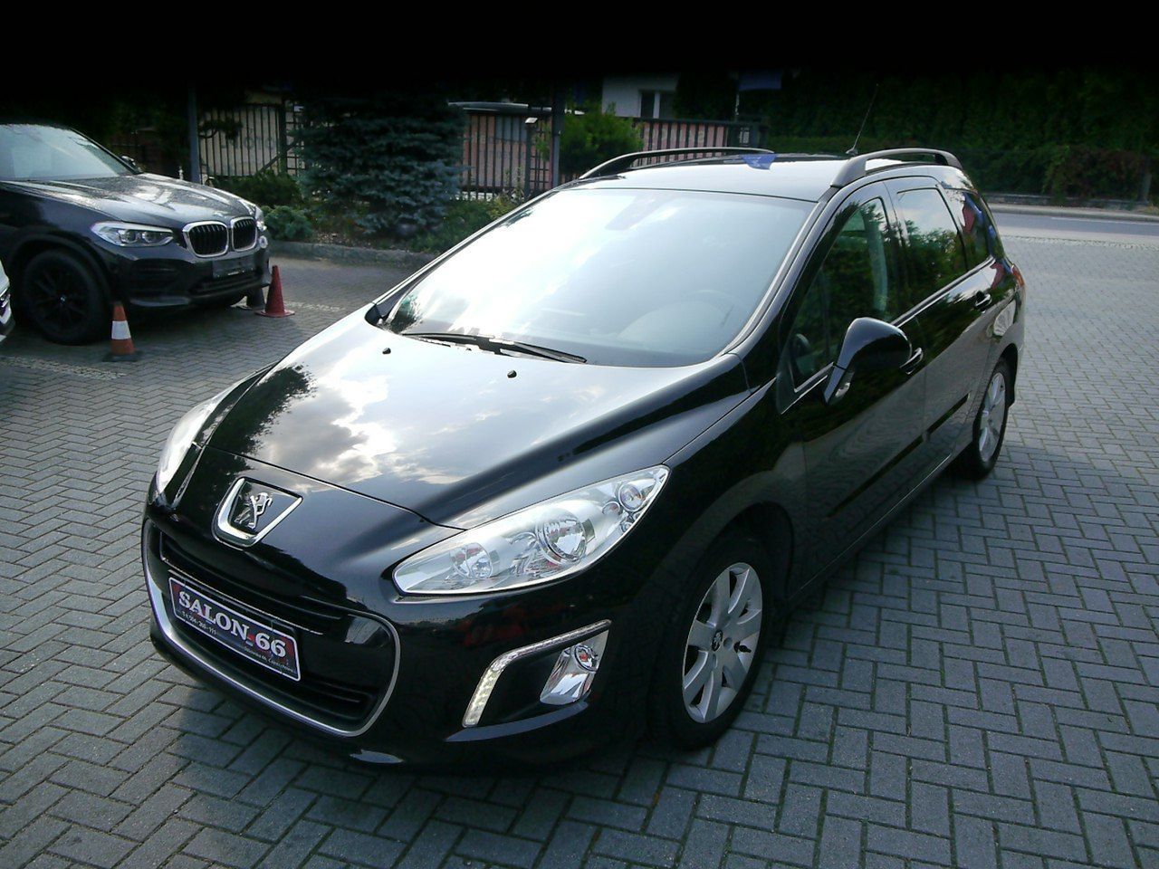 Peugeot 308 1.6 Navi Ledy Stan b.dobry bez rdzy korozji bezwypadkowy Gwarancja 12m