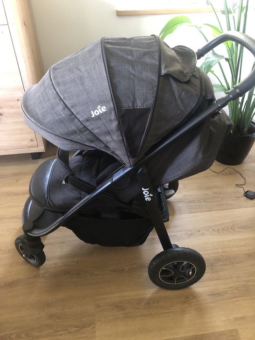 Wózek  Joie 2w1.