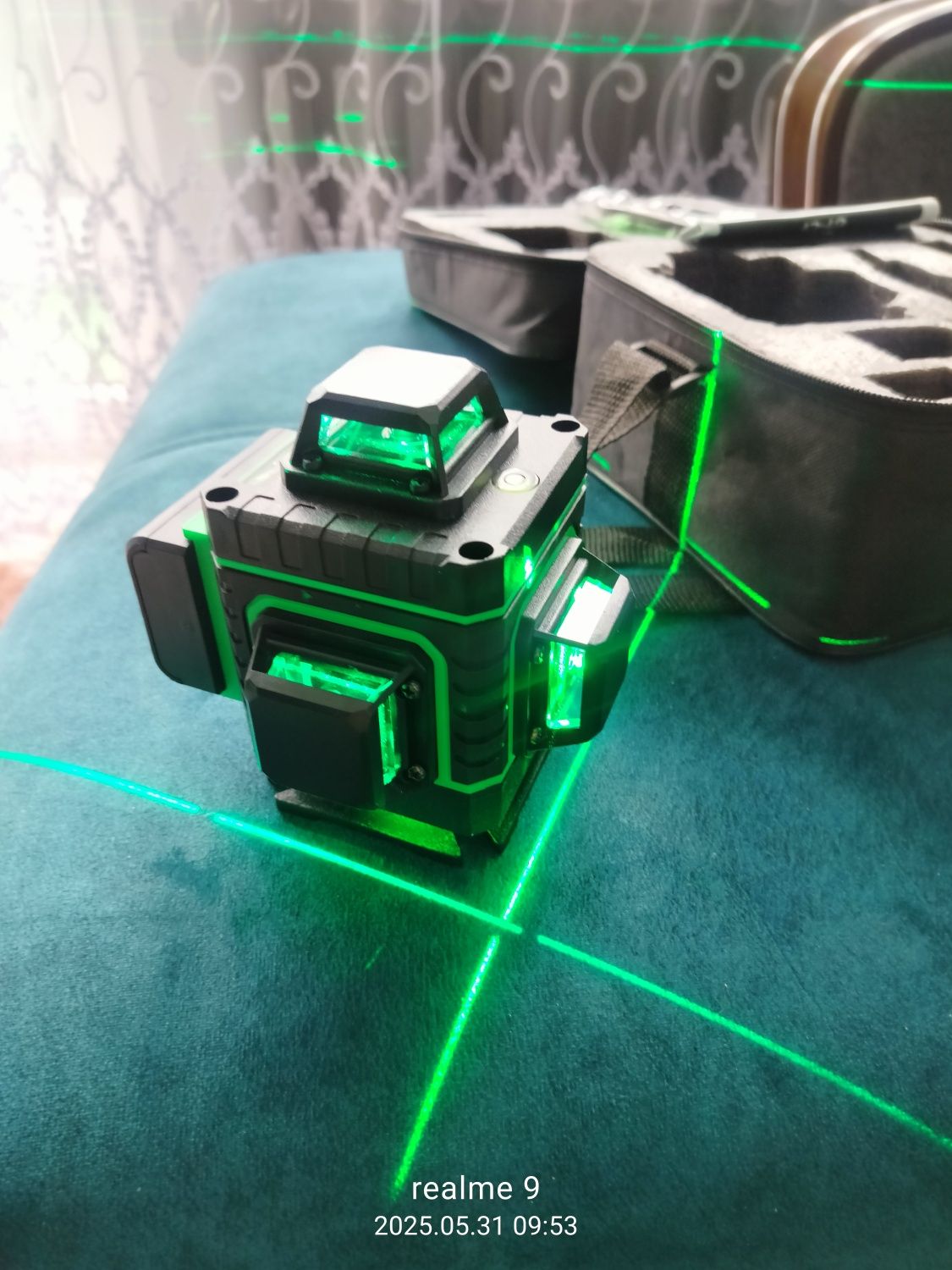 Laser krzyżowy 360 stopni 16 lini