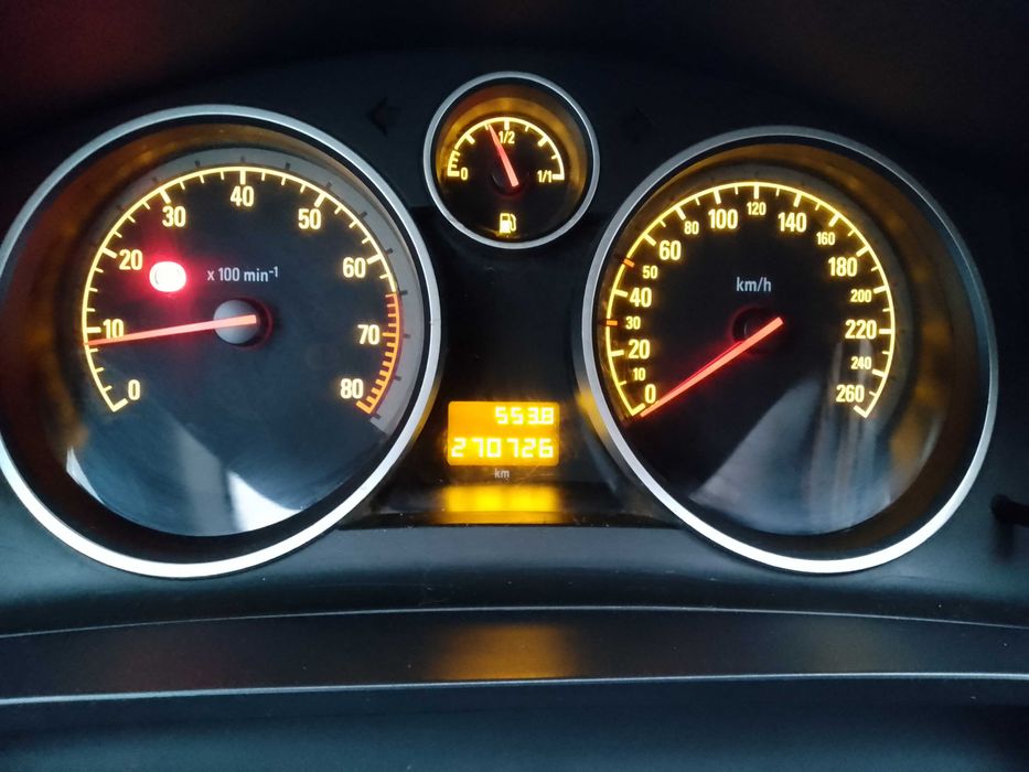 продам Opel Zafira B