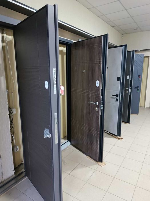 Двері вхідні, міжкімнатні, вікна