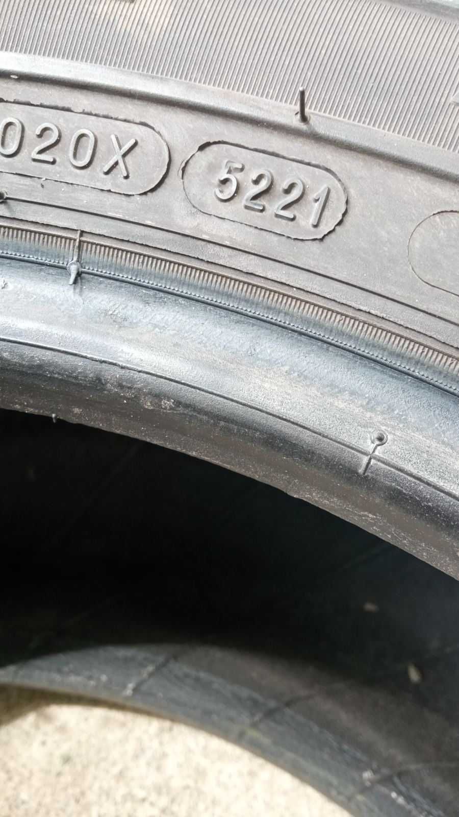 Всесезонная резина, шины 4 шт. 235/60 R16 Michelin Latitude Cross