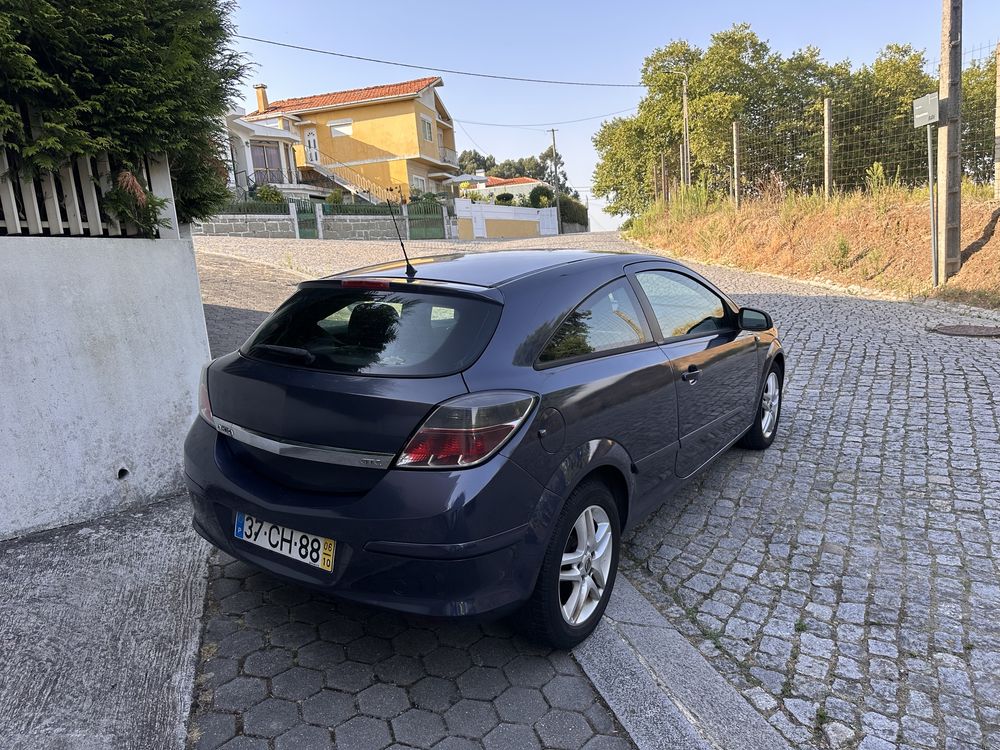 Opel Astra GTC 1.3CDTI 5Lugares 2006 nacional impecável