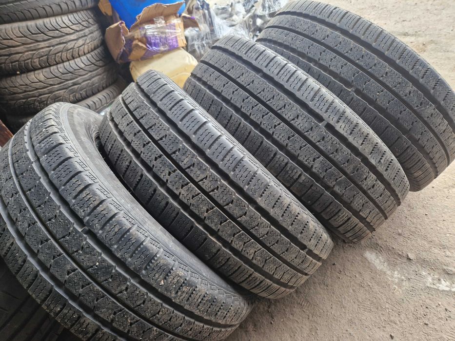 шини зима 215 65 R16C Nexen Winguard WT1