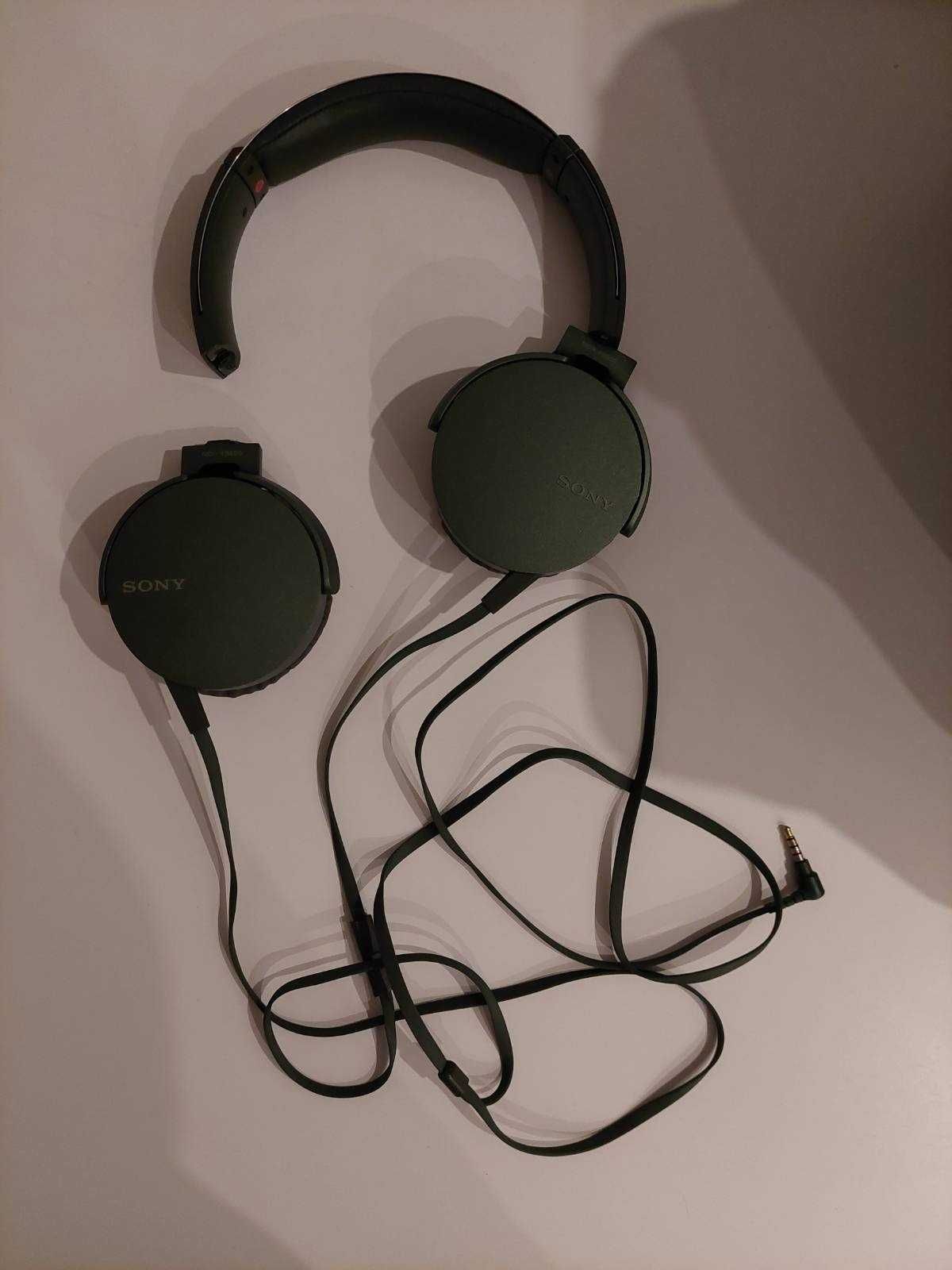 auscultadores SONY MDR-XB550AP danificados