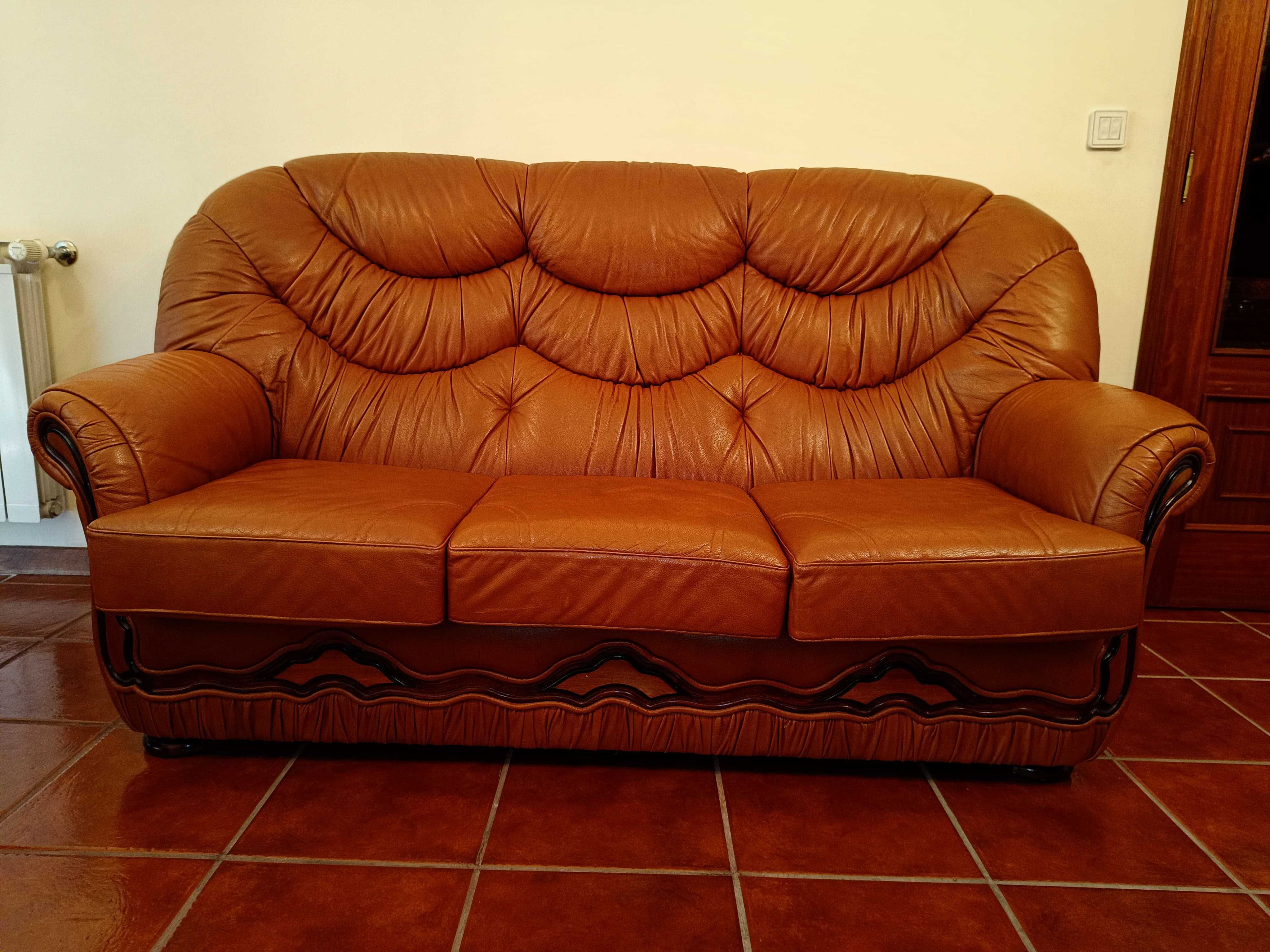 Conjunto de Sofás de cabedal (sofá cama)