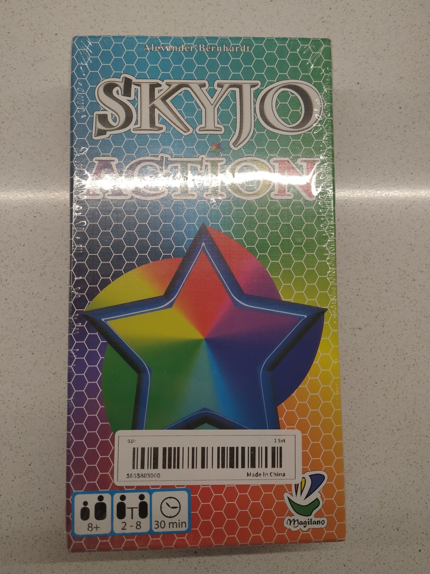 Skyjo action jogo cartas