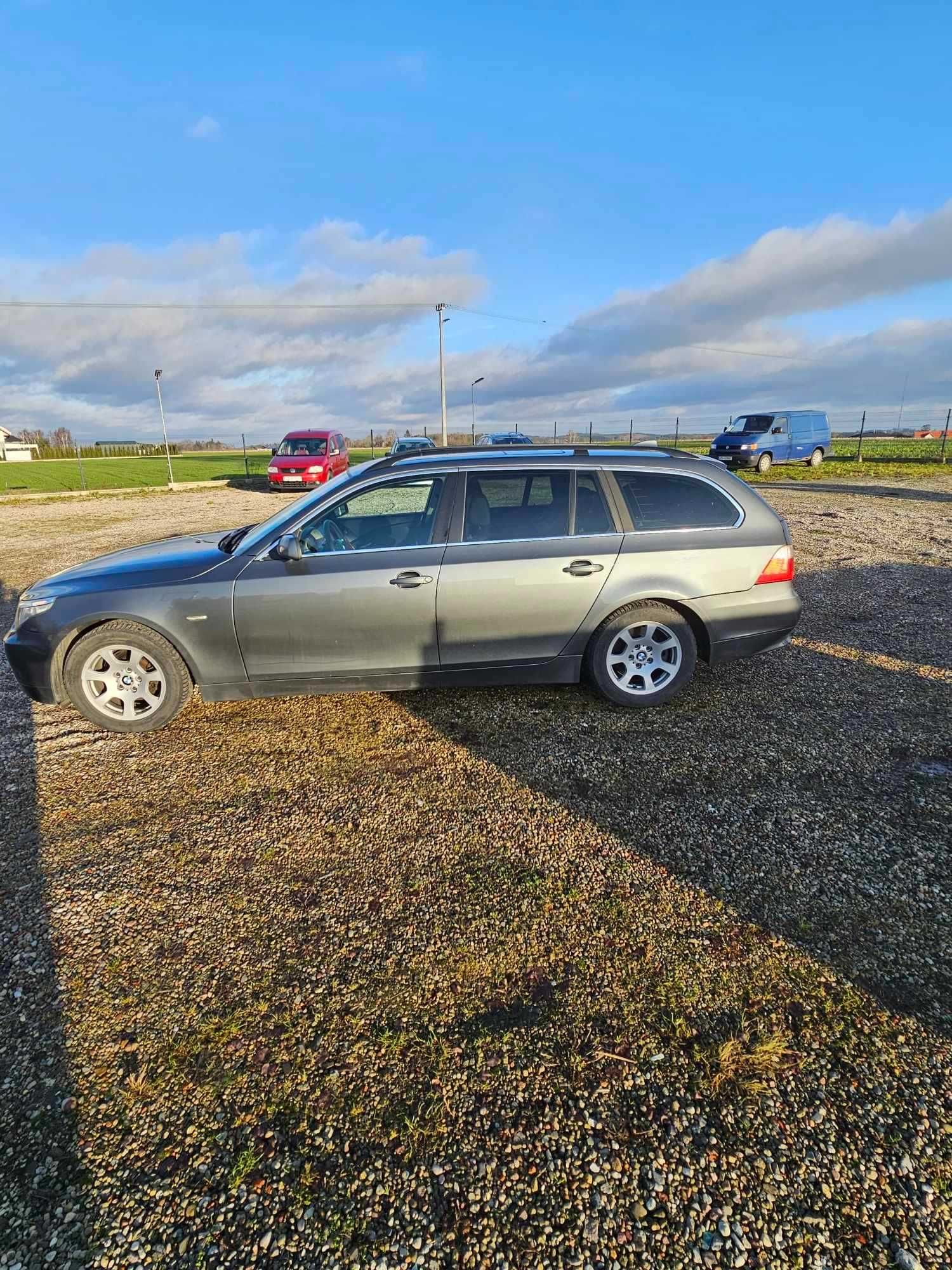 BMW E61 2005r 525D  Automat- skóry- Panorama- Duża Navi