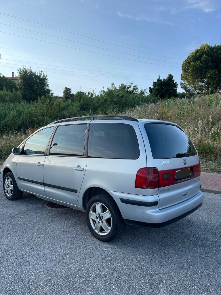 VW Sharan 1.9TDI 115CV 7 lugares
