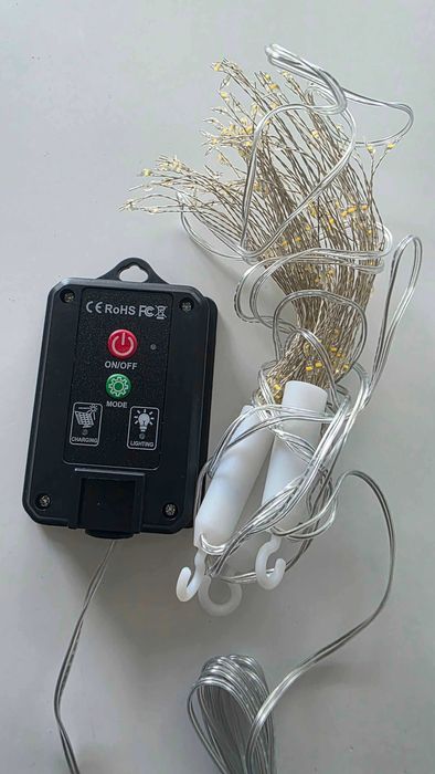 Zestaw 3 sztuk wiszących lamp solarnych w kształcie fajerwerków 270LED