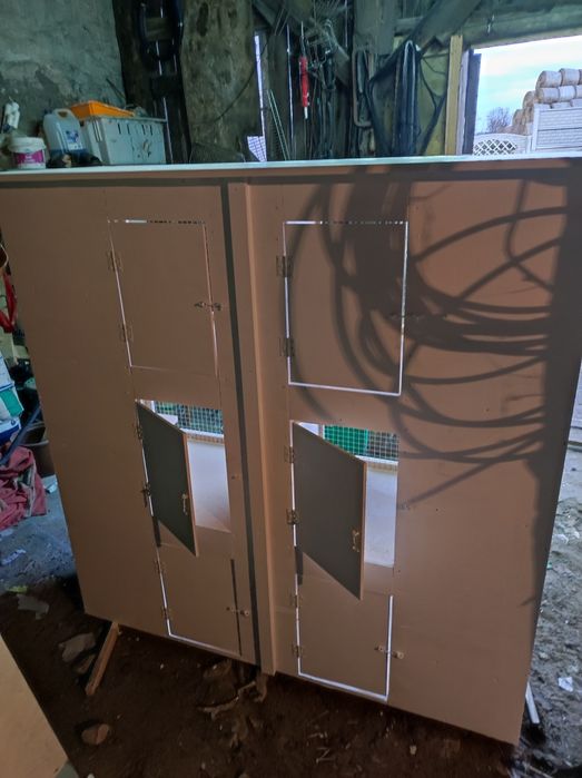 Regał do parowania gołębi pocztowych