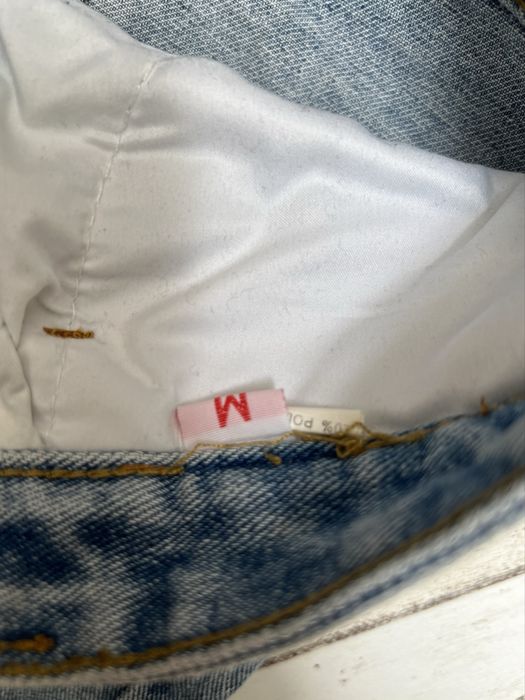 Spodnie jeansy, dzinsy, z przetarcismi, dziurami, rozmiar M