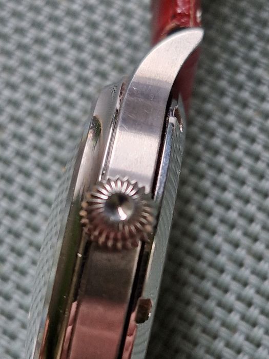 Tissot z mechanizmem ETA Unitas piękny